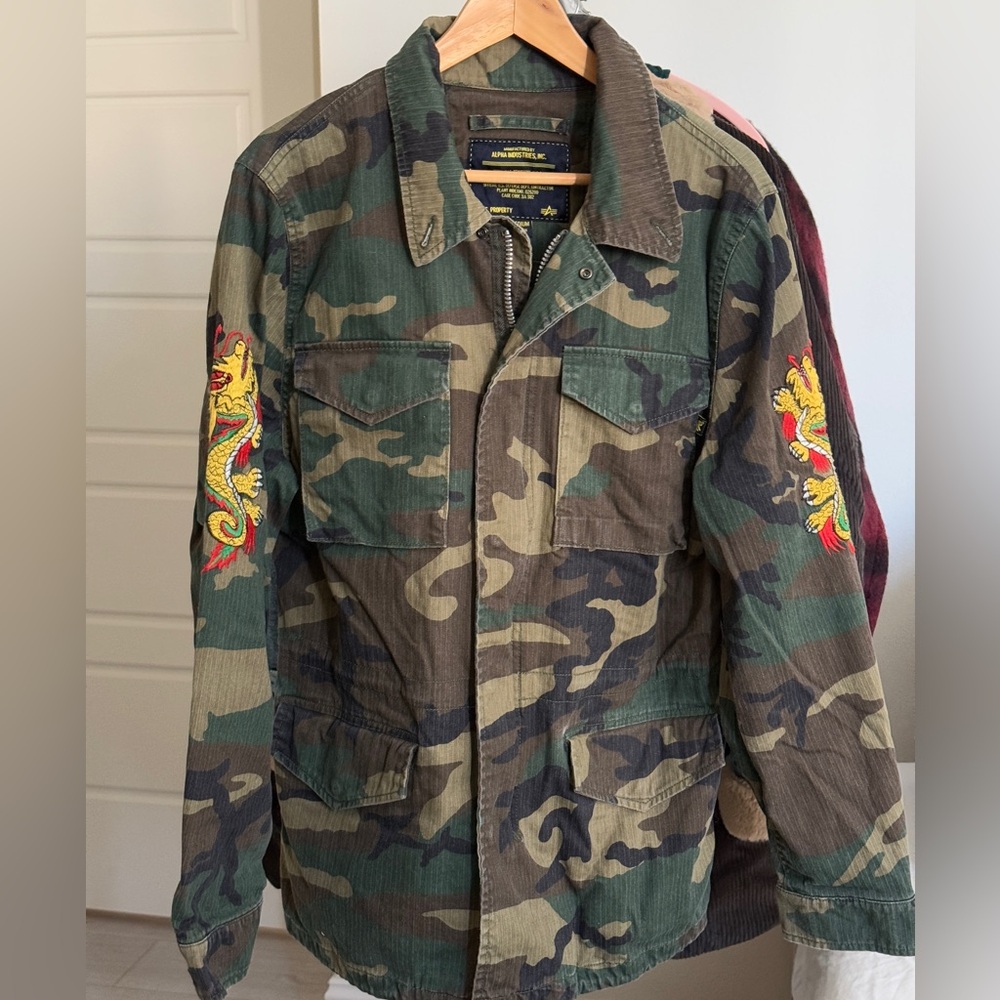 Alpha Industries World Tour Jacket Mens Medium Camouflage Parka Military Dragon